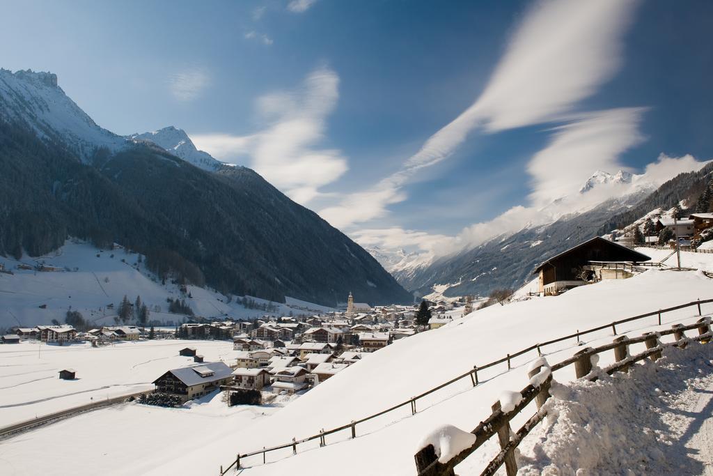 Hotel Almhof Neustift im Stubaital Luaran gambar