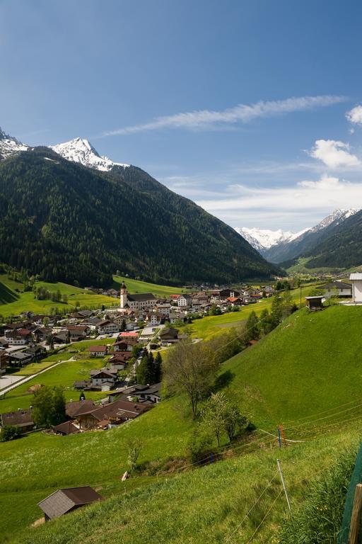 Hotel Almhof Neustift im Stubaital Luaran gambar